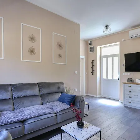 Tatil Evi House In Near Telascica Nature Park *